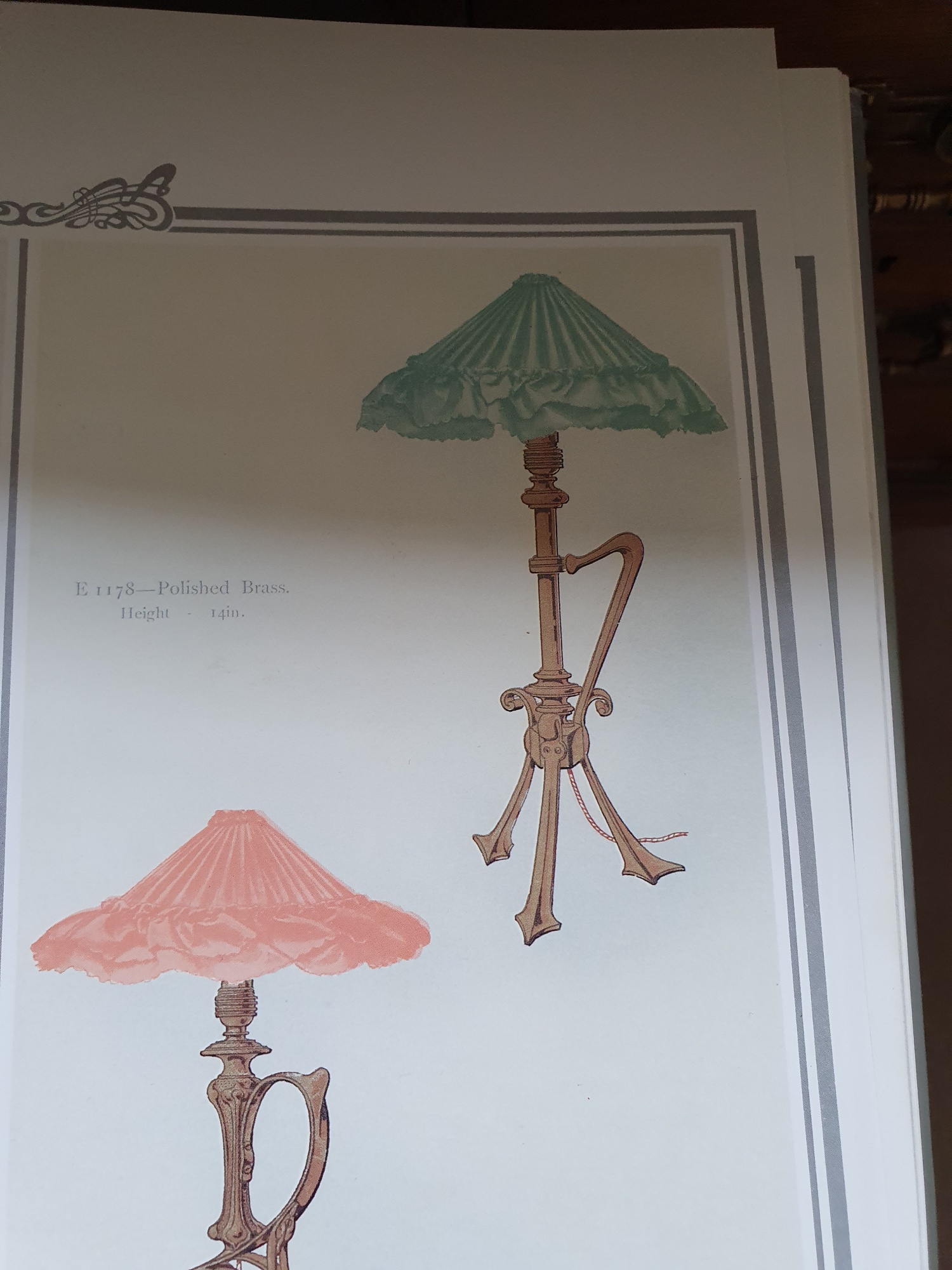 Style of James Hinks & Son | Arts & Crafts Table Lamp | England c.1900 | SOLD - Image 10