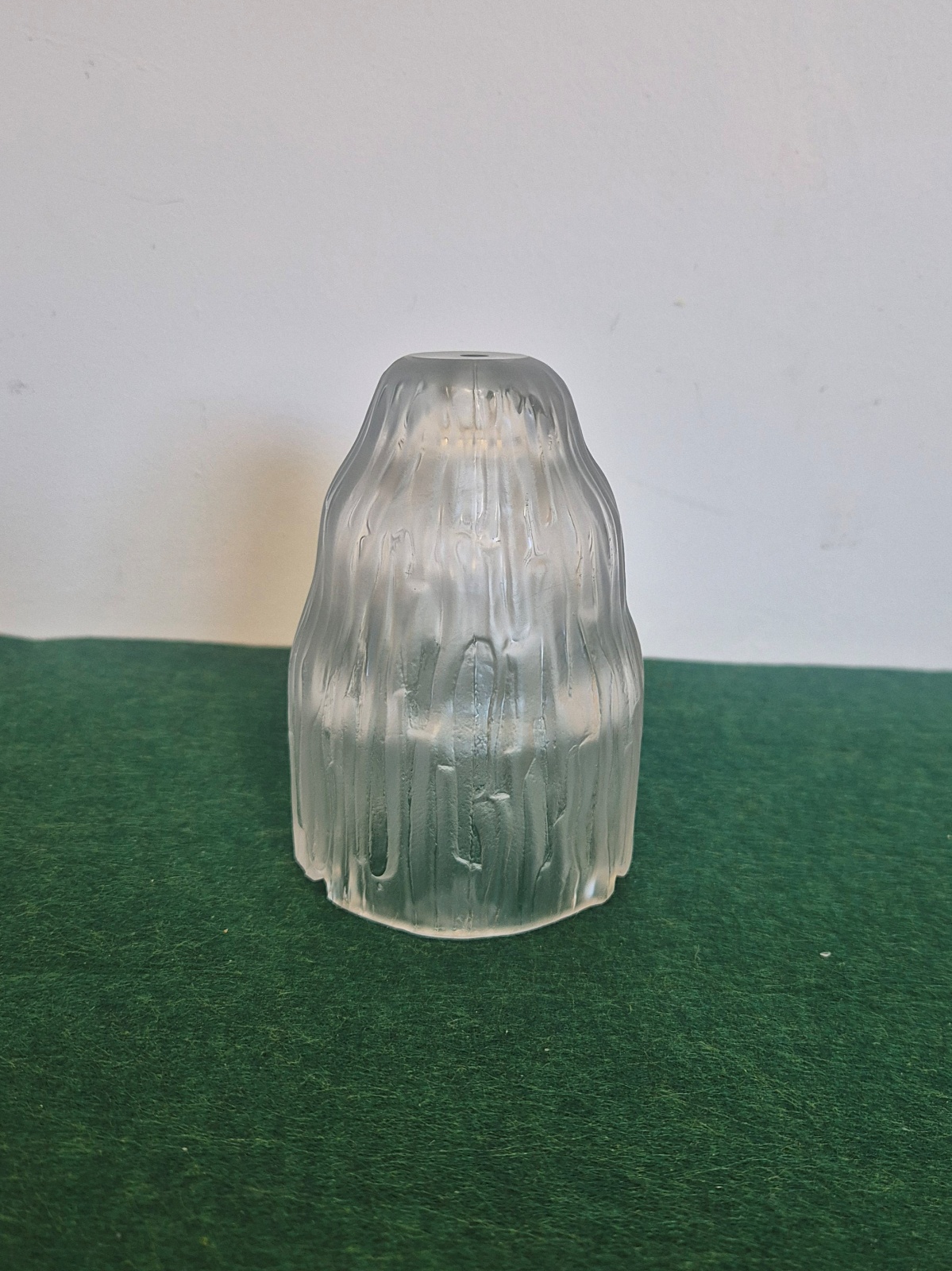 Unsigned | Small "Waterfall" Art Deco Lampshade | France c.1925