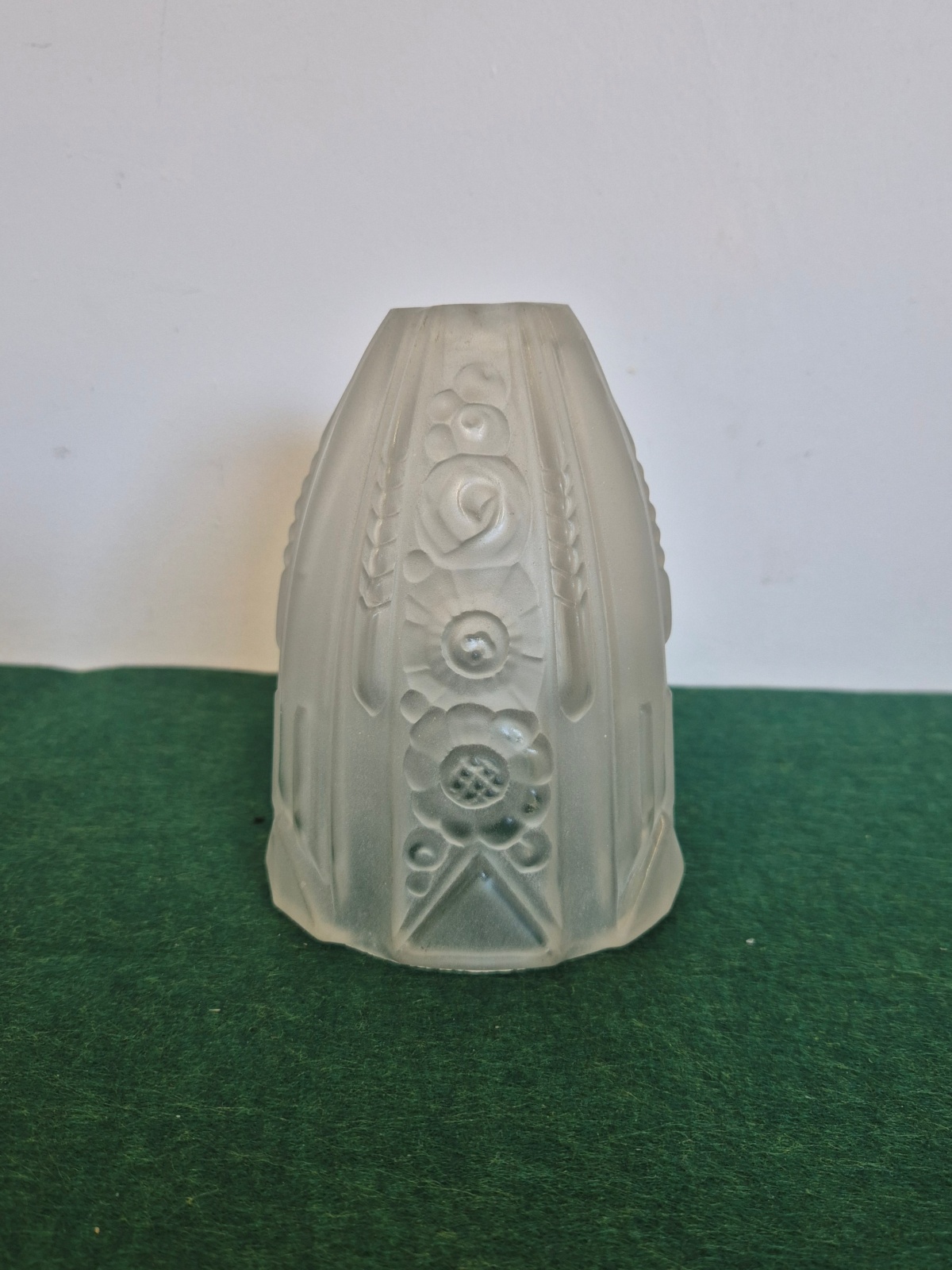 Unsigned | Art Deco Lampshade | France c.1930