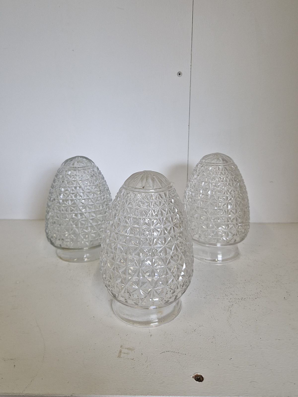 3 Very Good Cut-glass Pineapple Lampshades