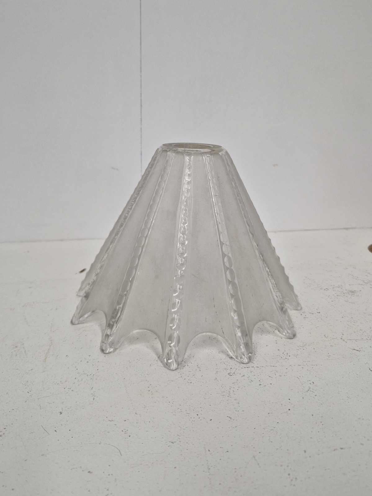 Unusual Cut-Glass & Frosted Lampshade