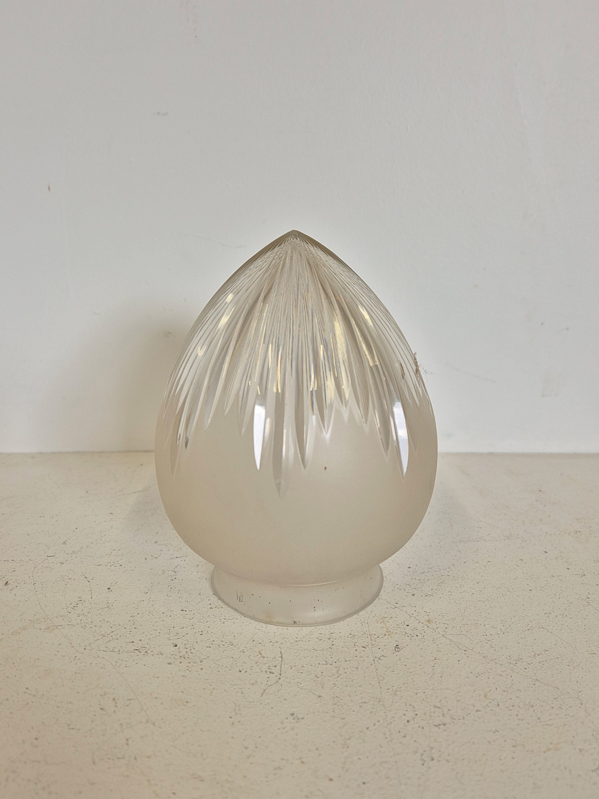 Cut-Glass & Satin Pineapple Lampshade