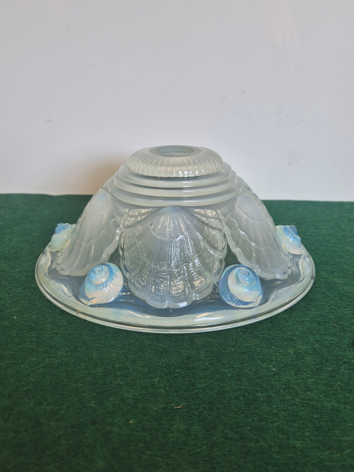 Les Associés Verriers | 6 Opalescent Lampshades | France c.1935