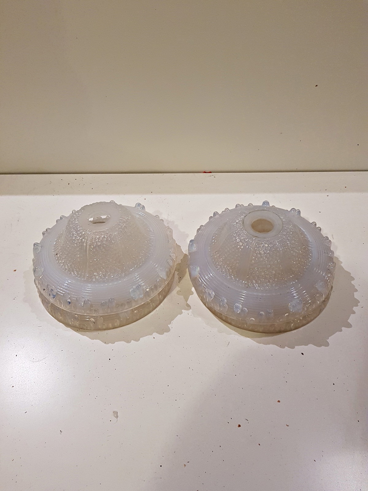 Ezan | 4 Opalescent Lampshades | Price for 1