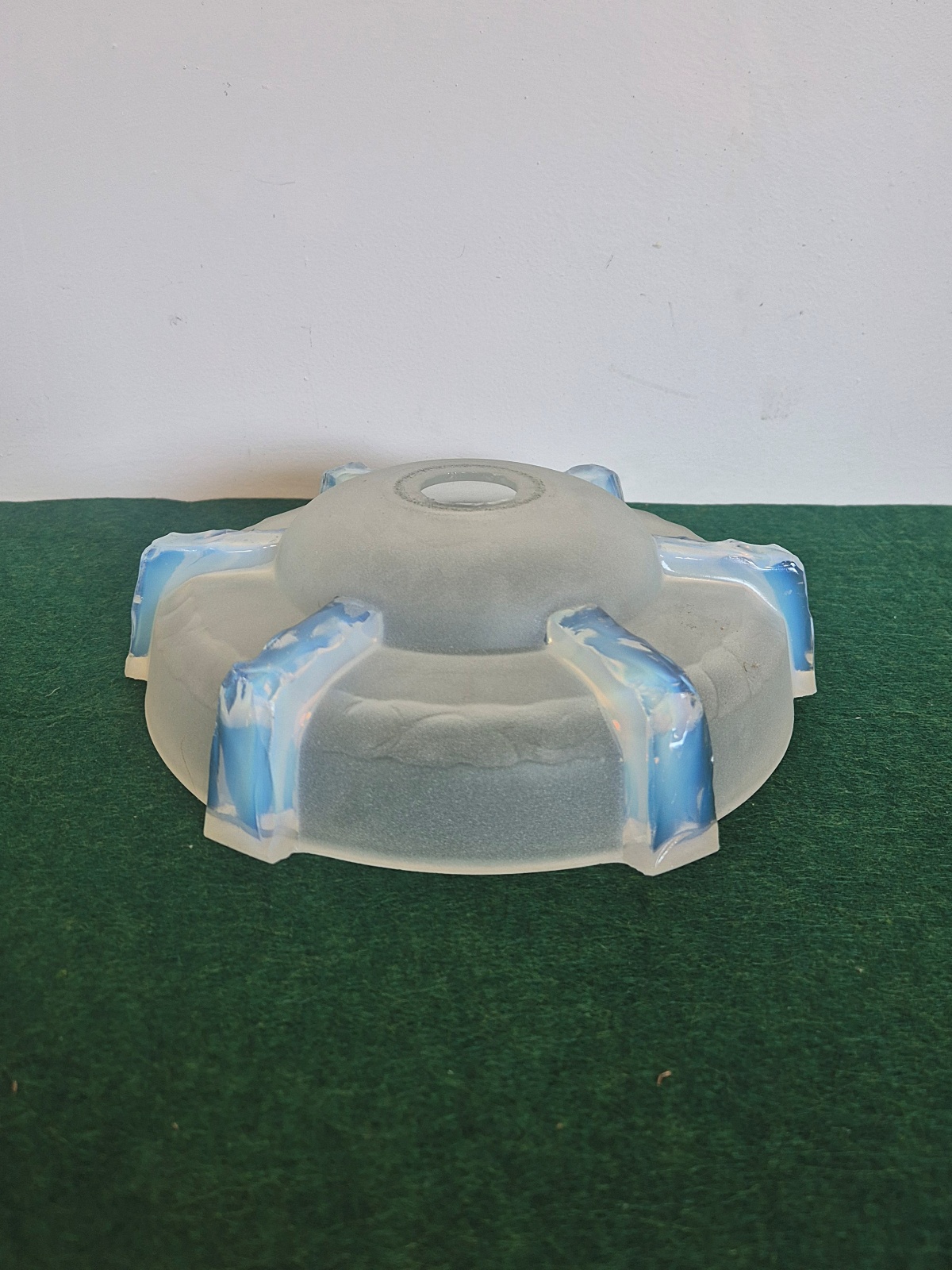 Unsigned | 2 Opalescent Lampshades | Price for 1