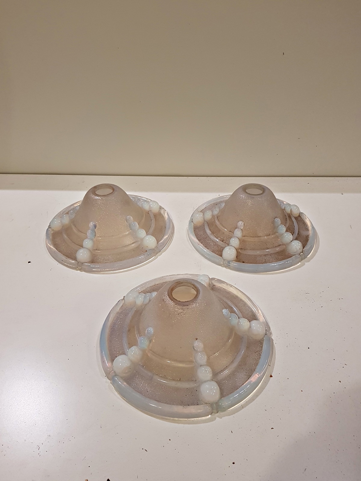 Ezan | 3 Opalescent Lampshades