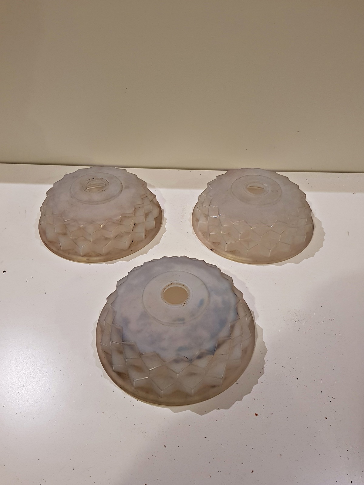 Ezan | 3 Opalescent Lampshades