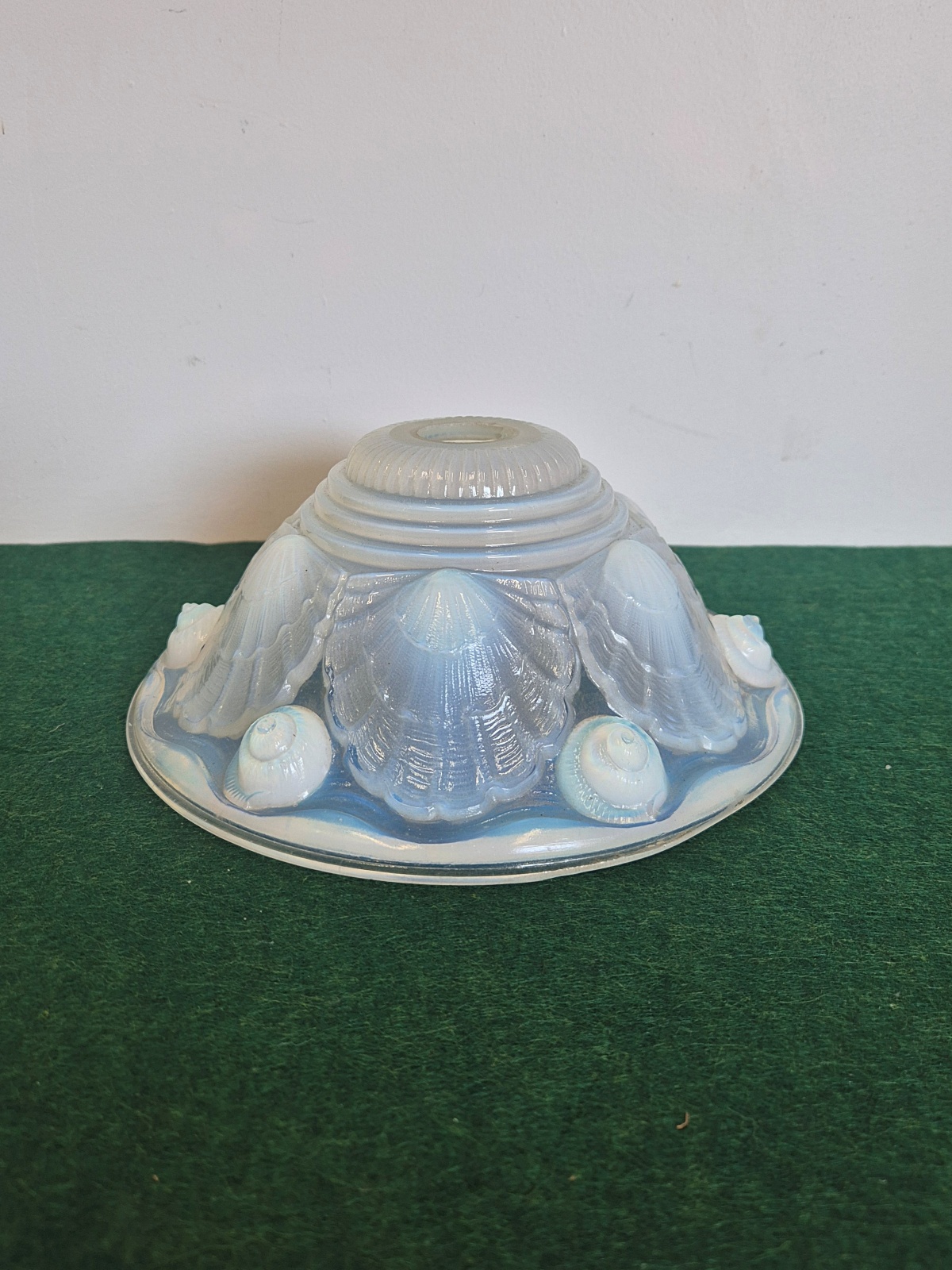 Les Associés Verriers | Single Opalescent Lampshade | France c.1935