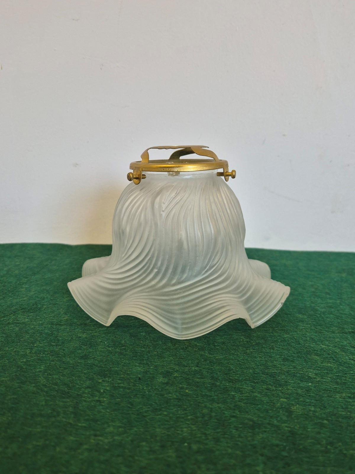 Unsigned | Collection of 4 Satin 'Lily' Lampshades | France c.1910
