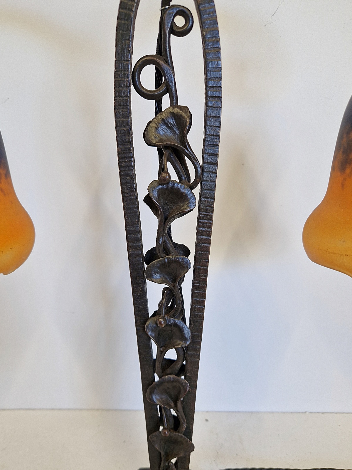 Verreries Charles Schneider | Wrought-Iron Twin-Arm Desk Lamp | France c.1920 - Image 9