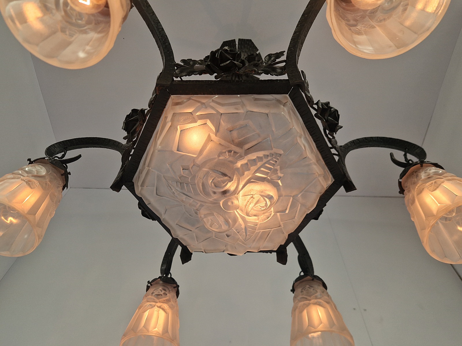 Verrerie D'art Degué | 6-branch Wrought-Iron Art Deco Chandelier | France c.1930 | SOLD - Image 8