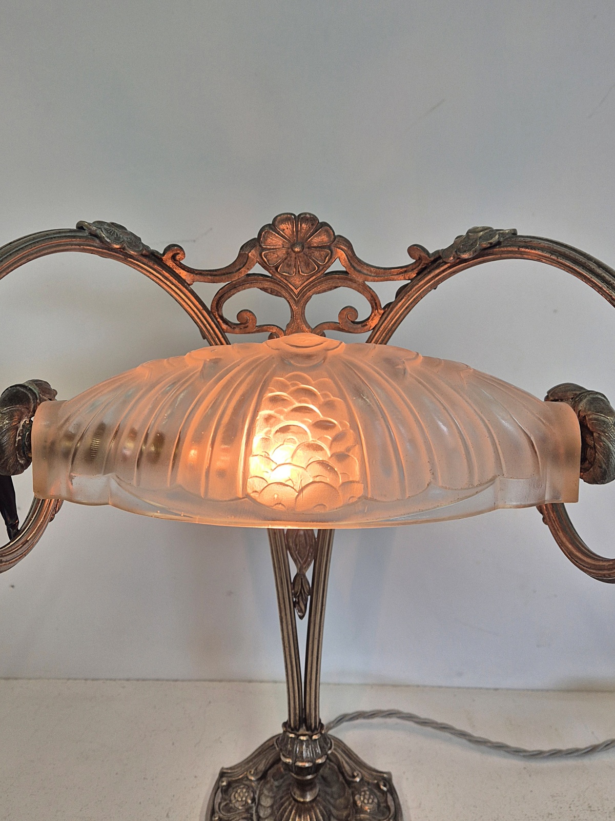 Unsigned | Nickelled-Bronze Art Deco/Neo-Classical Desk Lamp | France c.1925 - Image 4