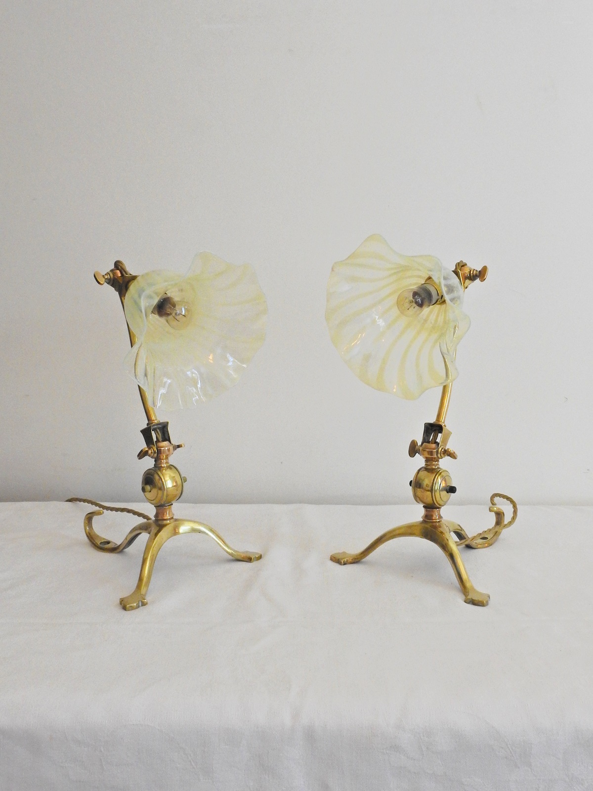 W.A.S Benson, London | 2 Arts & Crafts Desk Lamps | England c.1900 | SOLD - Image 2