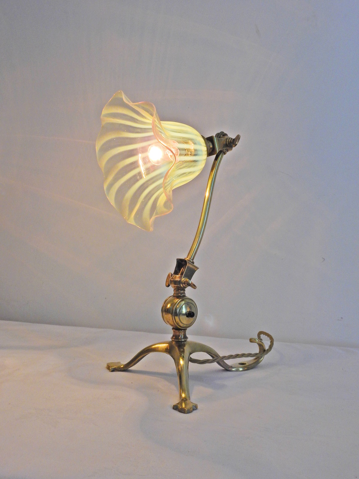 W.A.S Benson, London | 2 Arts & Crafts Desk Lamps | England c.1900 | SOLD - Image 4