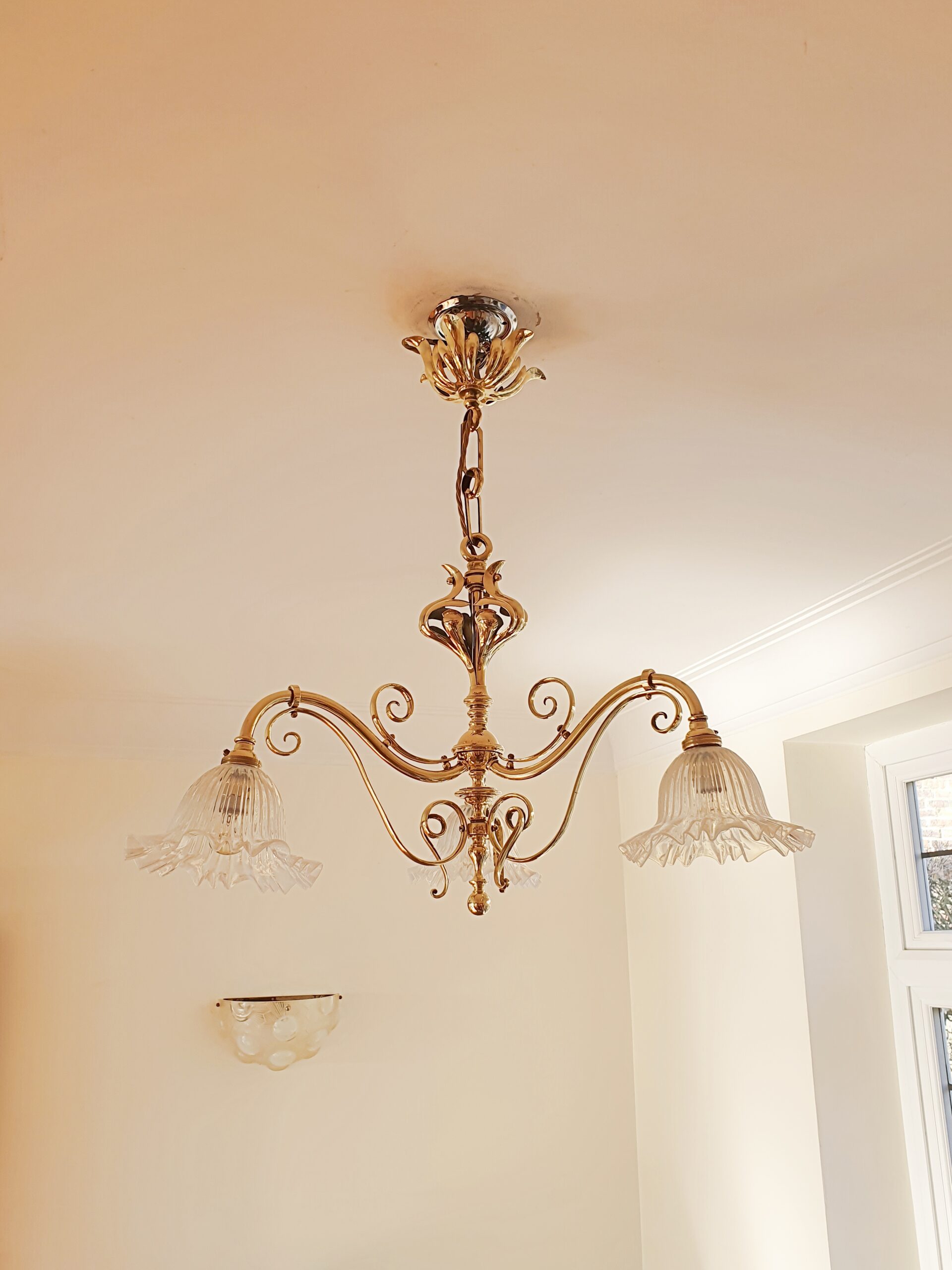 Best & Lloyd, Birmingham | Art Nouveau 3-Branch Ceiling Light | England c.1900 | SOLD - Image 2