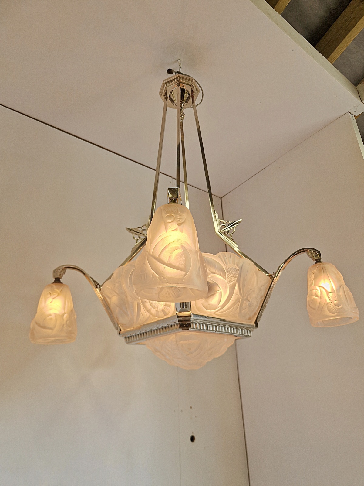 Verrerie D'art Degué | Large Four-branch Art Deco Chandelier | France c.1925 - Image 10