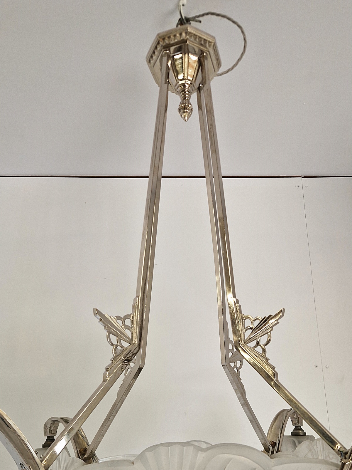 Verrerie D'art Degué | Large Four-branch Art Deco Chandelier | France c.1925 - Image 13