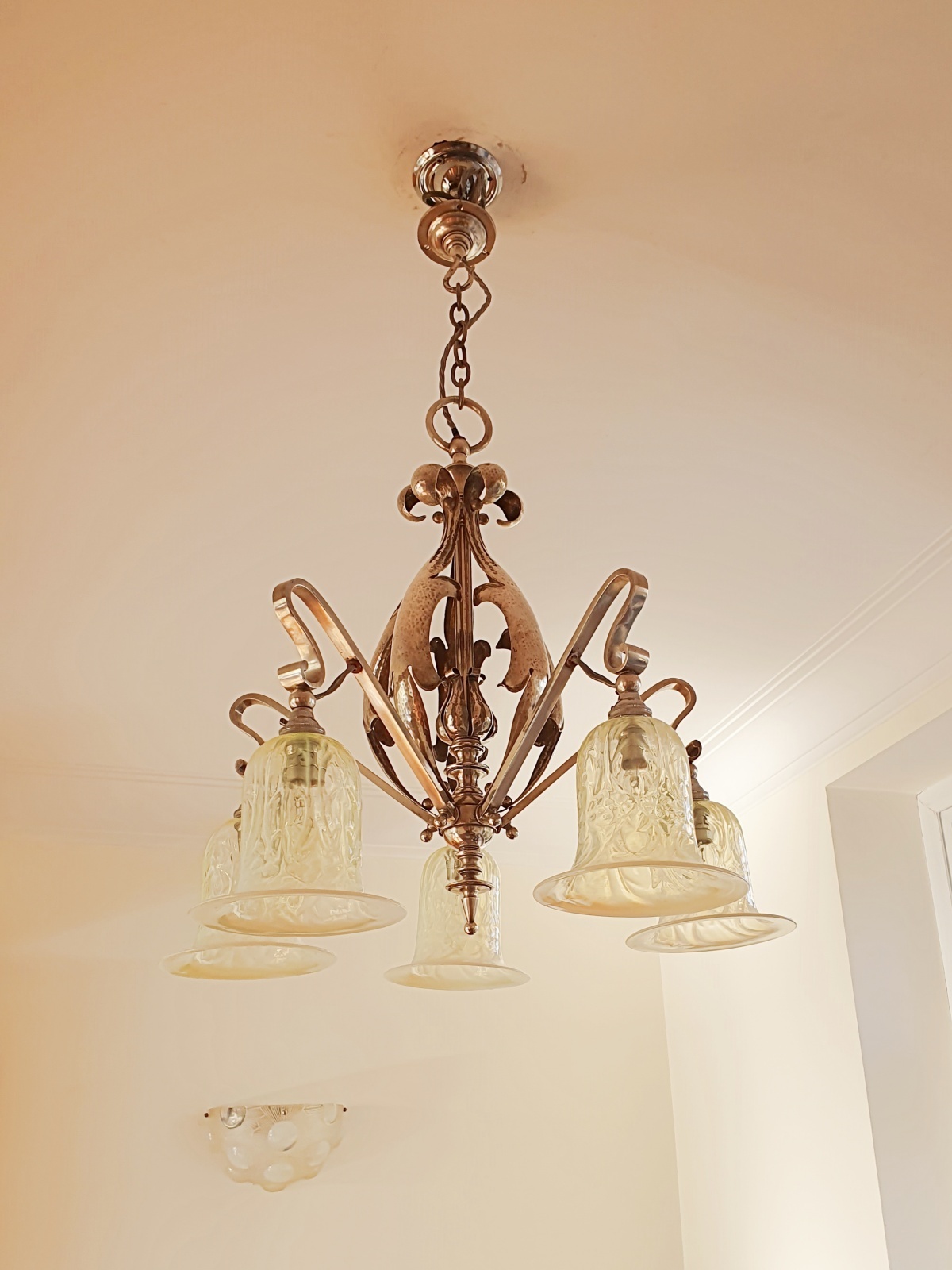 Unsigned | 5-Branch Silver-plated Arts & Crafts Chandelier | England c.1915 | SOLD - Image 2