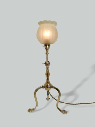 Unsigned | Edwardian Tre-foil Table Lamp | England c.1900