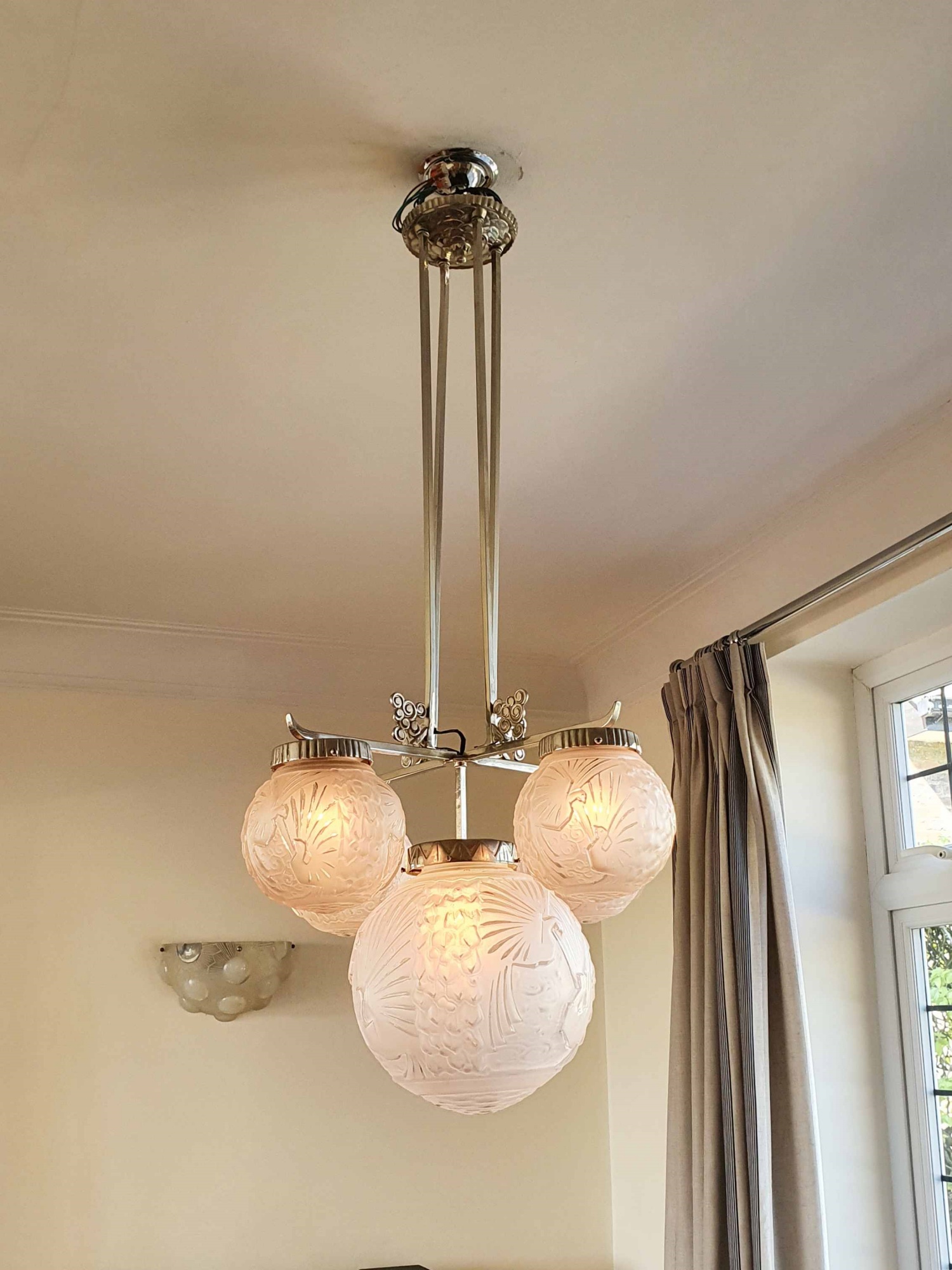 Pierre Maynadier & Muller Frères | "Le Paon" Chandelier | France c.1925 | SOLD - Image 2