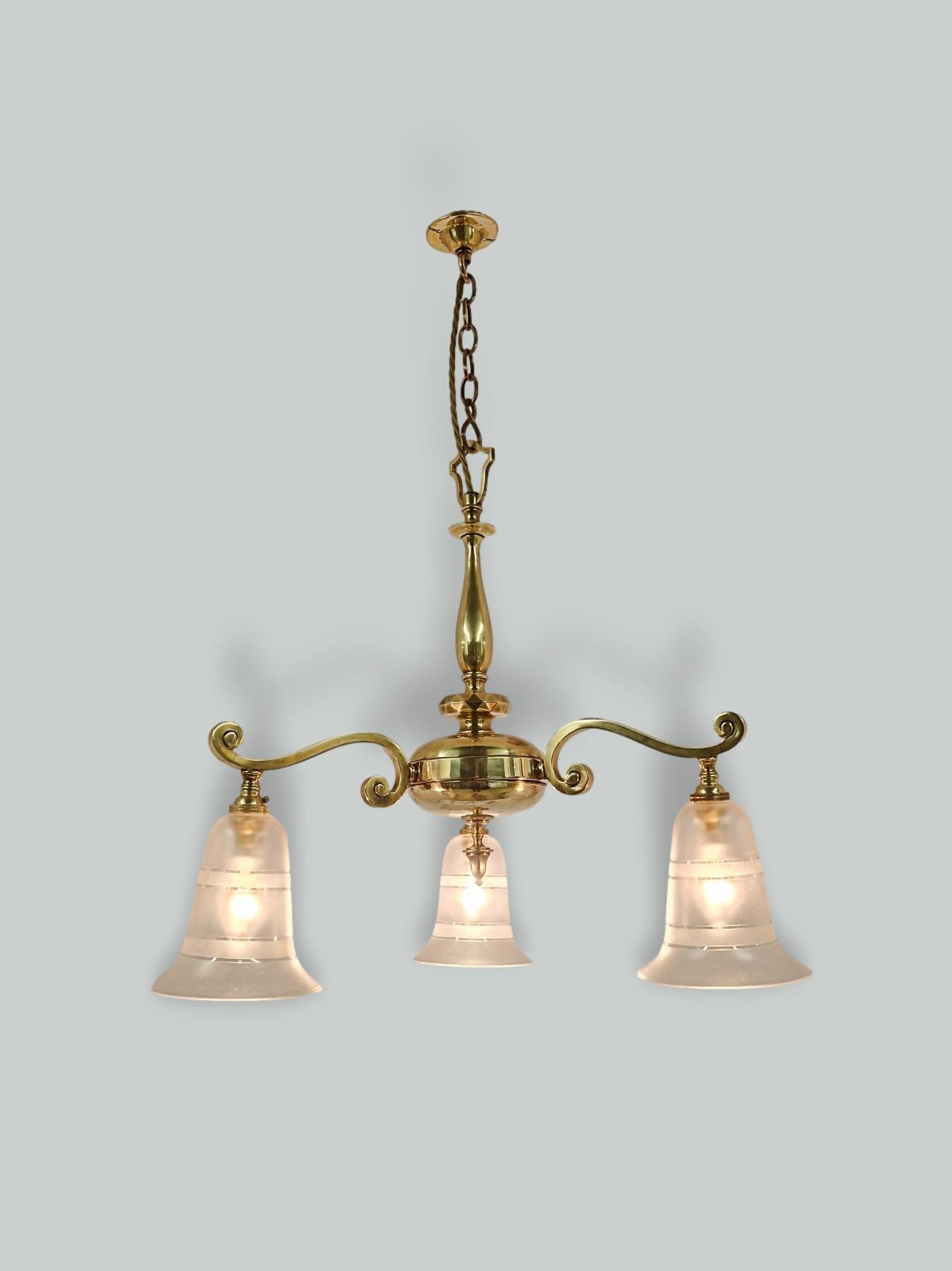 J & W.B.Smith Ltd, London & Glasgow | Traditional Brass Ceiling Fitting | England c.1925