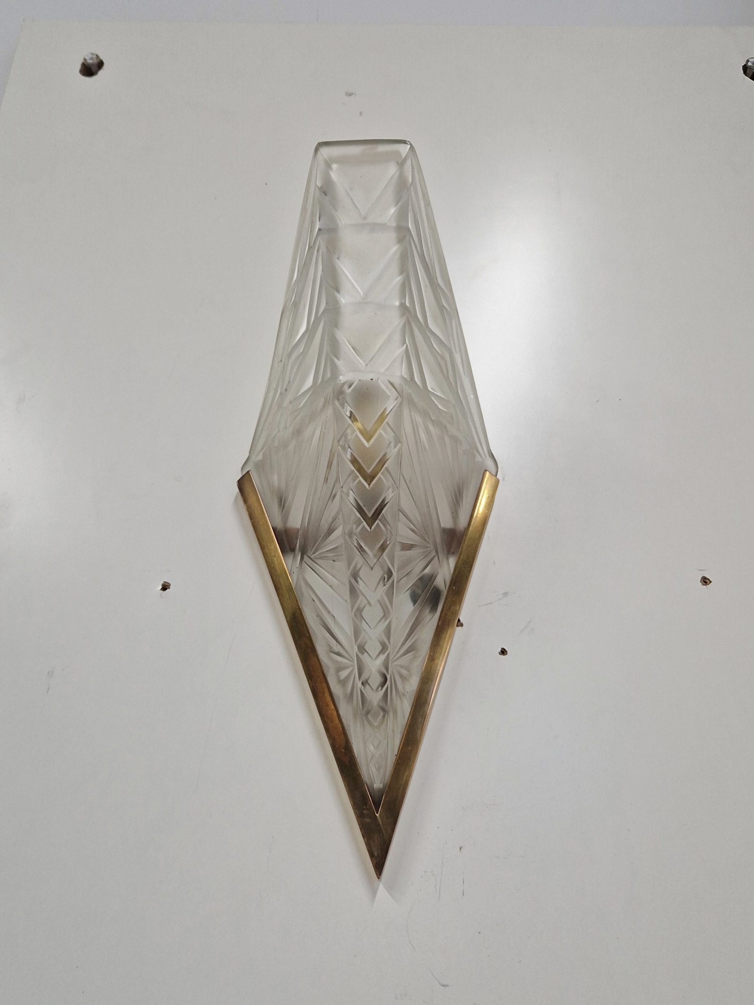 Verrerie D'art Degué | Art Deco Wall Light | France c.1925 | SOLD - Image 5