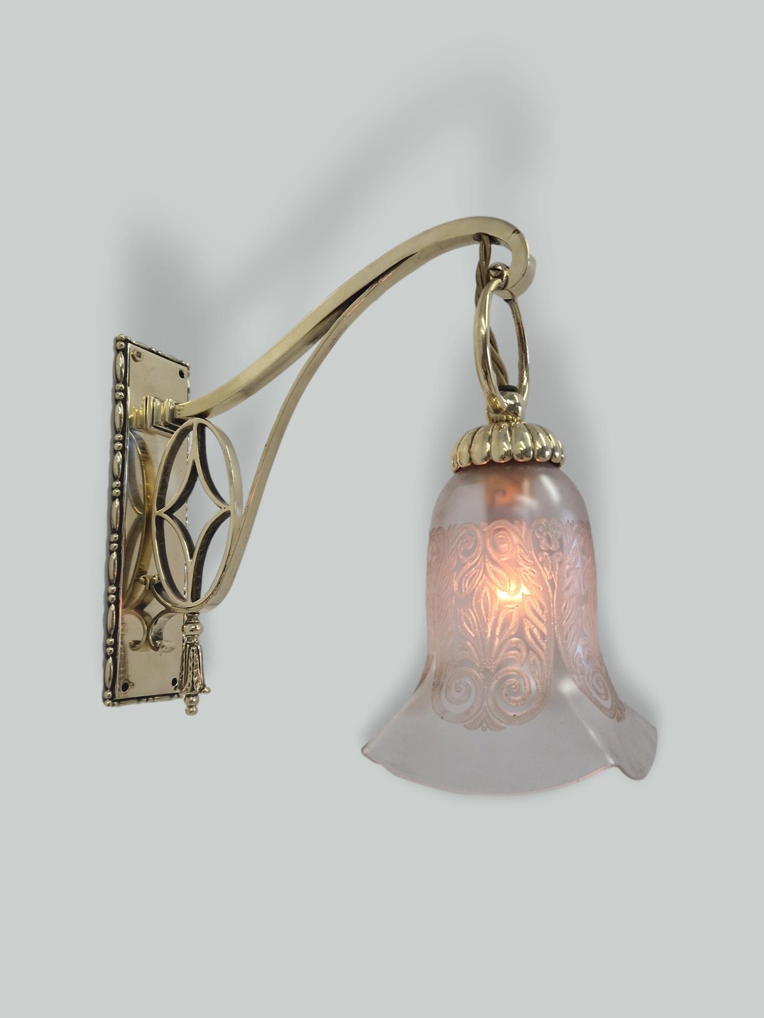 The General Electric Company (G.E.C) | 3 Traditional Edwardian Cast Brass Wall Lights | English c.1915-25