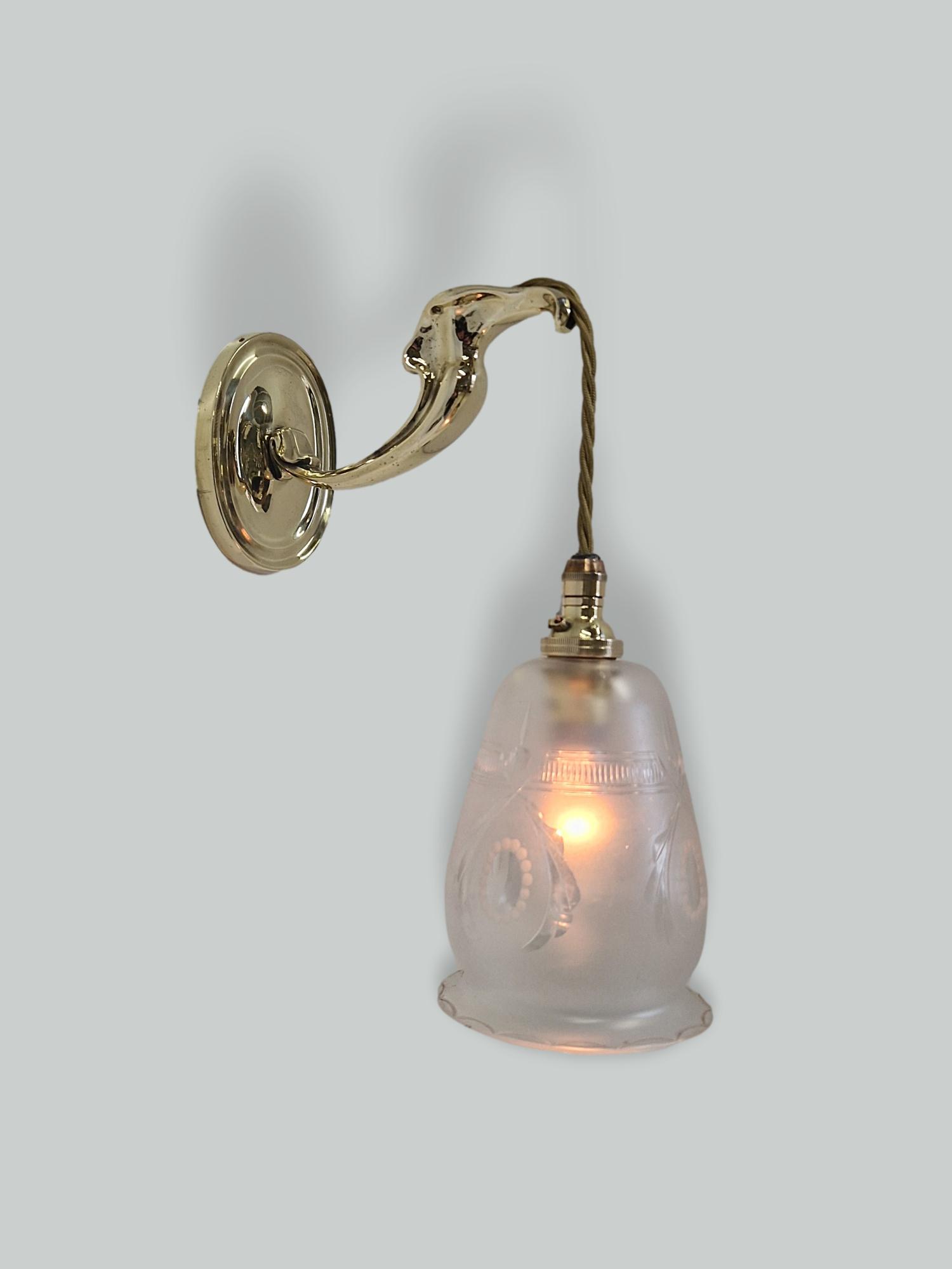 Unsigned | 2 x Pairs (4) Cast Brass Wall Lights | England c.1910-20