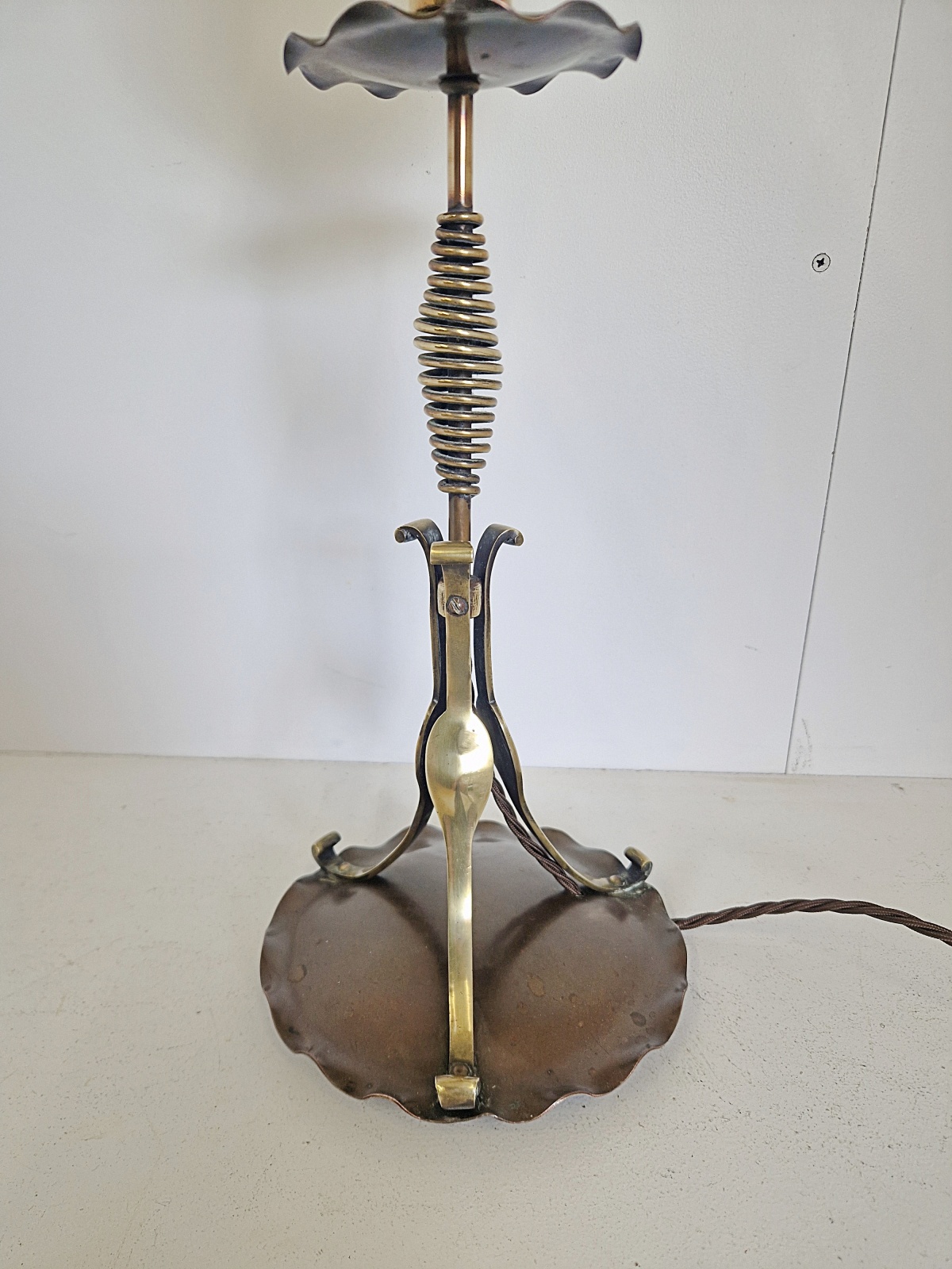 Style of The Birmingham Guild of Handicraft | Copper Arts & Crafts Table Lamp | England c.1900 - Image 9