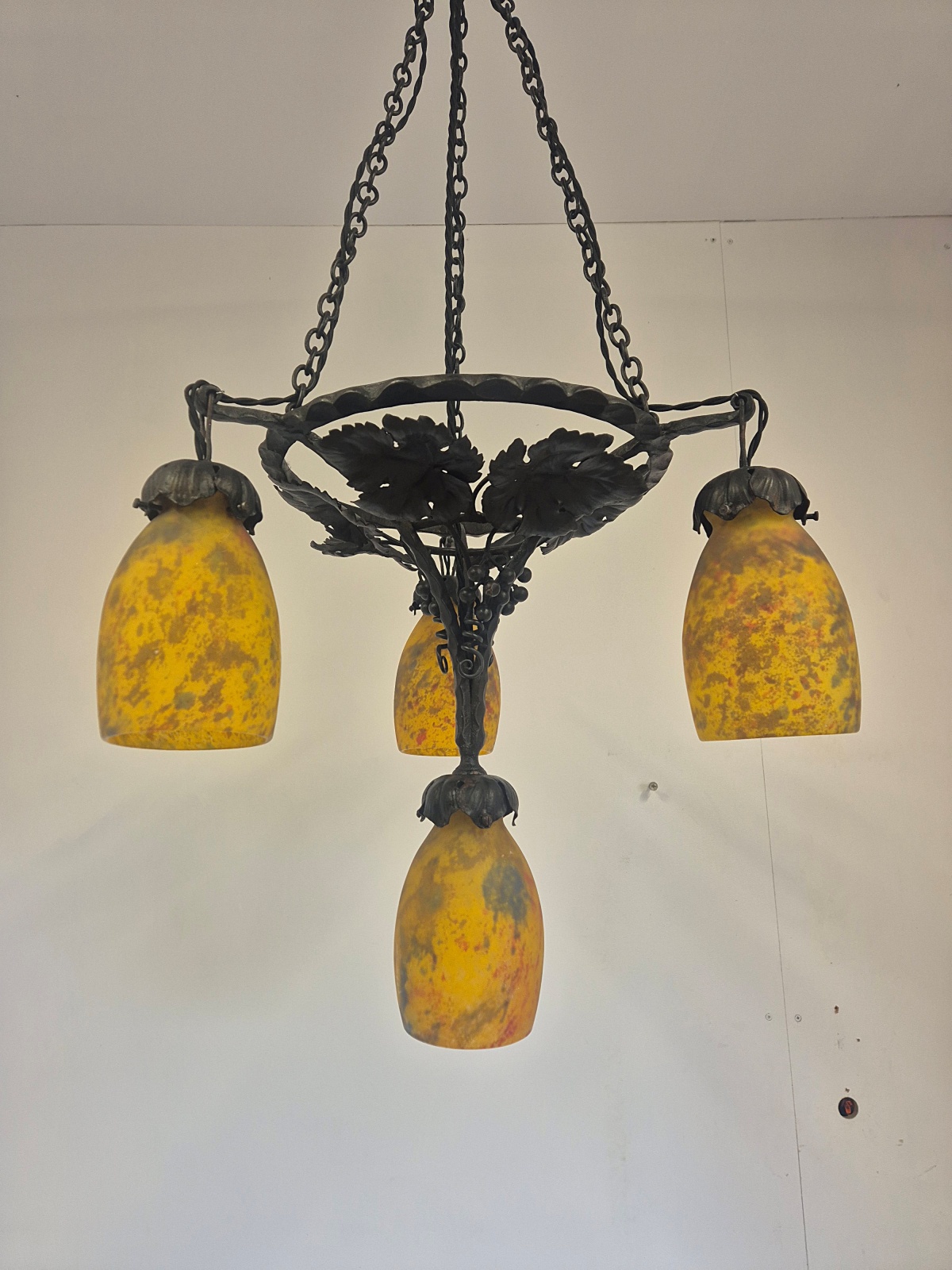 Daum Frères, Nancy | Pate-de-verre Wrought-iron Hanging Light | France c.1925 - Image 7