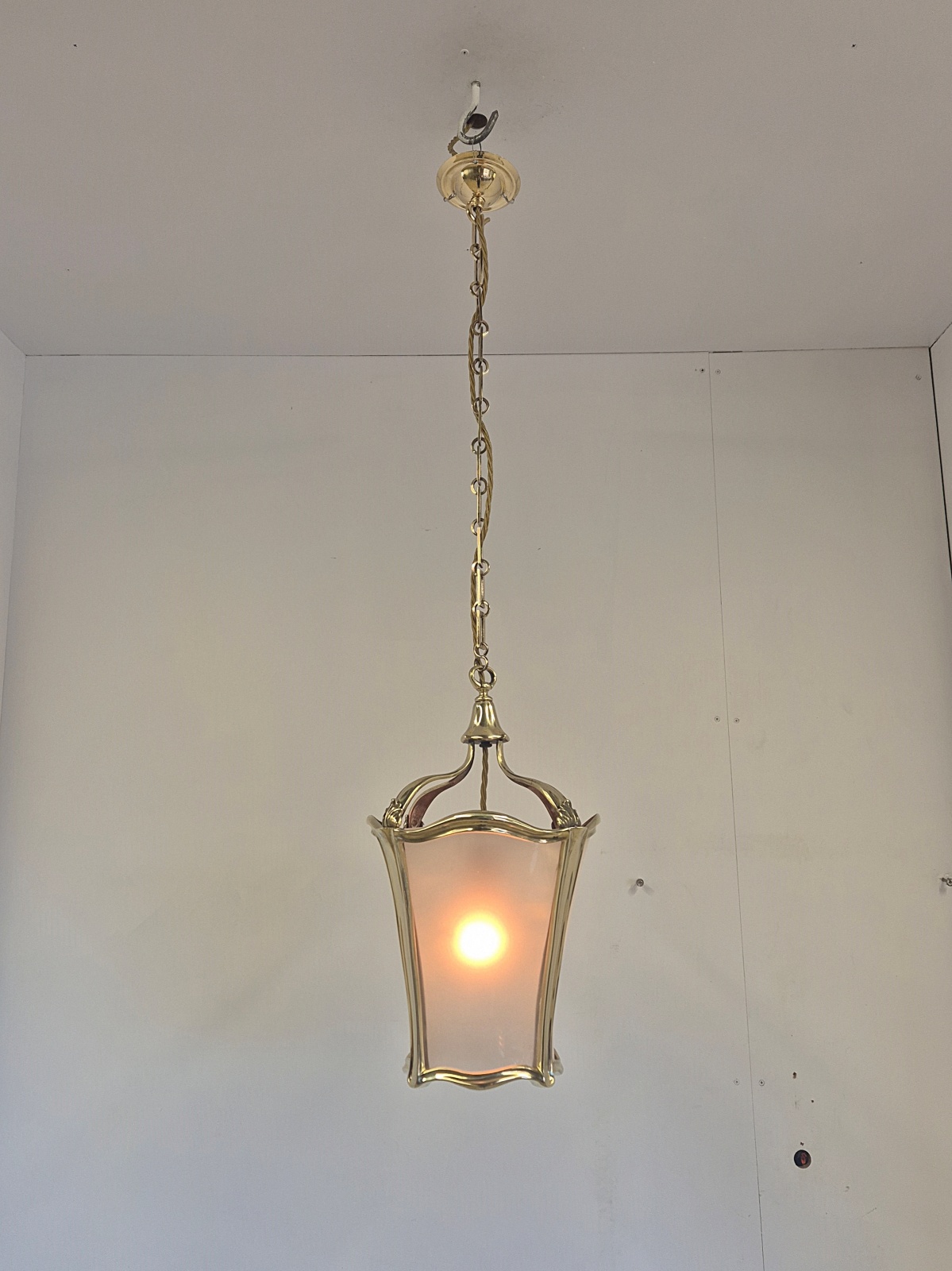 Unsigned | Traditional Edwardian Hall/Porch Lantern | England c.1910 - Image 2