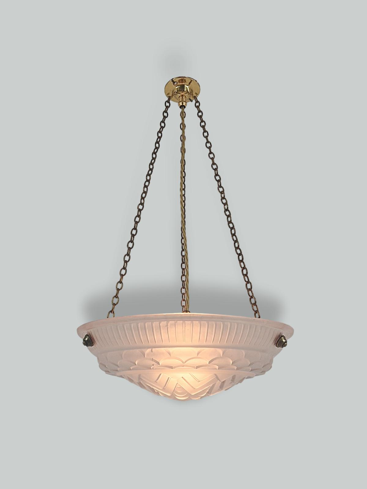 Unsigned | Frosted Art Deco Plafonnier | France c.1925