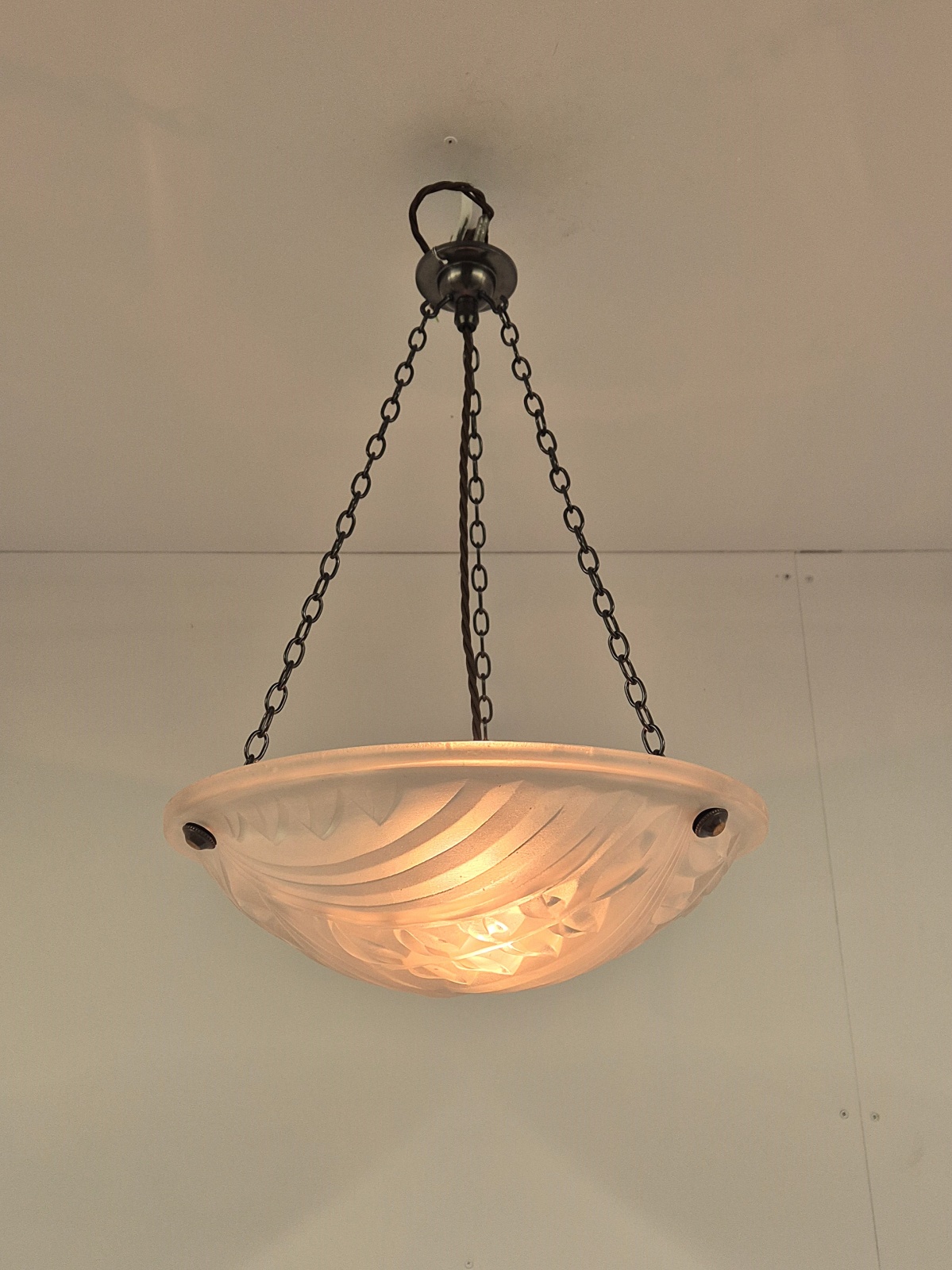 Verrerie D'art Degué | Frosted Art Deco Plafonnier | France c.1930 - Image 2