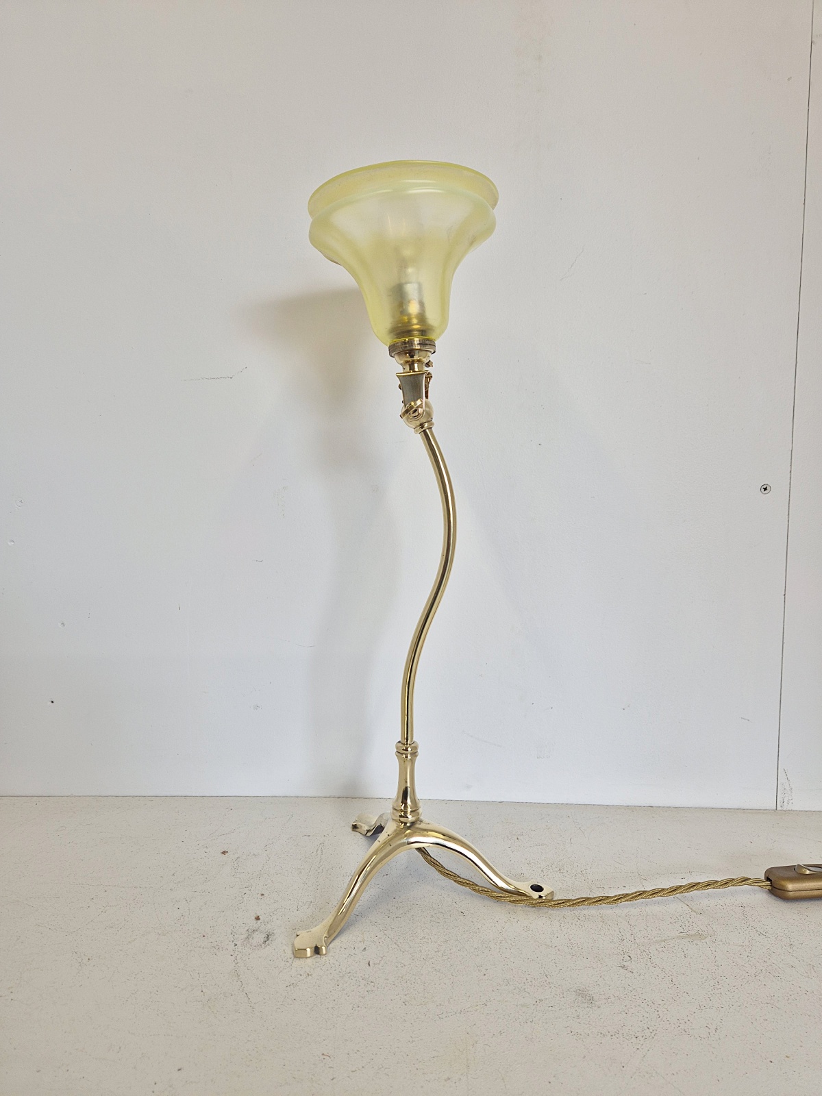 W.A.S Benson, London | Arts & Crafts Desk/Wall Light | England c.1900 - Image 5