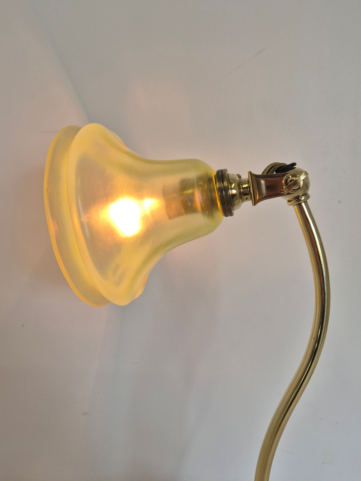 W.A.S Benson, London | Arts & Crafts Desk/Wall Light | England c.1900 - Image 6