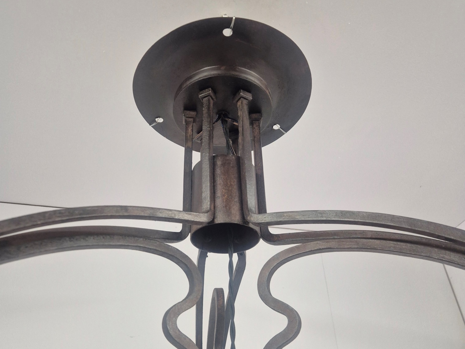 Style of Gustave Serrurier-Bovy | Monumental Wrought-iron Art Nouveau Chandelier | Belgium c.1900-05 - Image 12