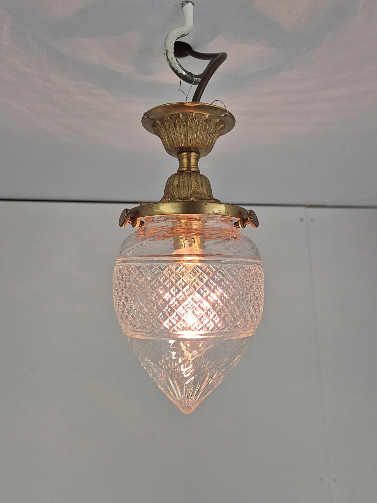Unsigned | Cut-glass 'Pineapple' Flush Mount | England c.1905-15 - Image 2