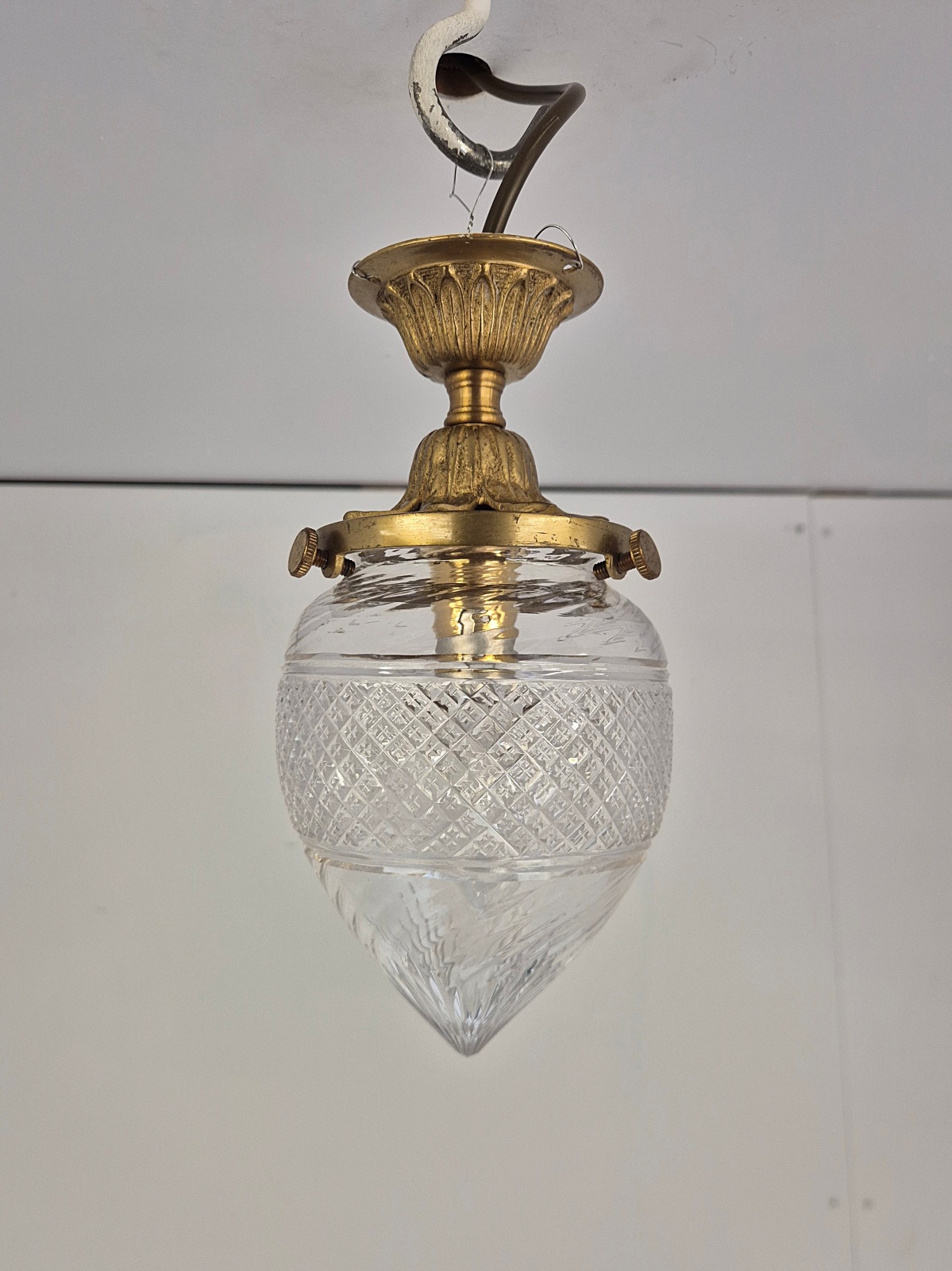 Unsigned | Cut-glass 'Pineapple' Flush Mount | England c.1905-15 - Image 3