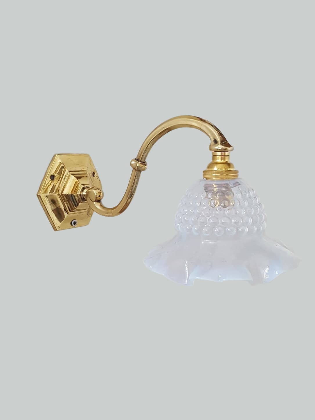 Unsigned | 2 Edwardian Brass Wall Lights | England 1910