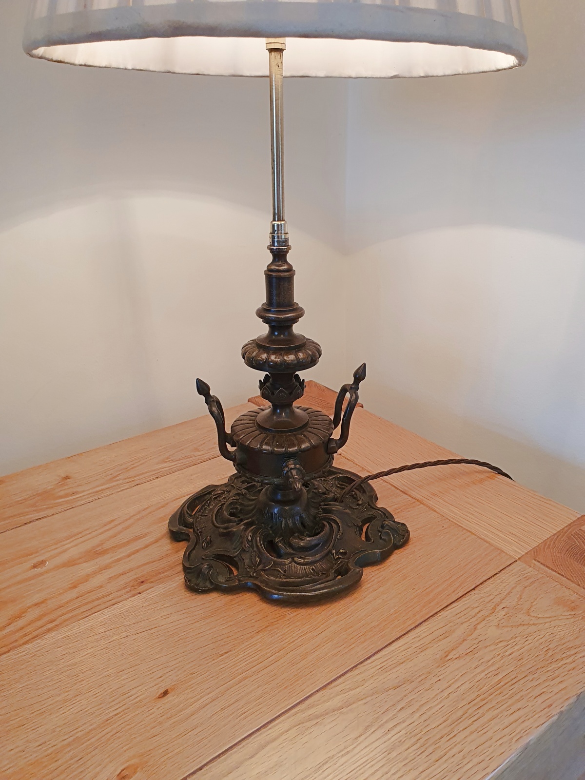 Unsigned | Baroque Bronze Table Standard | France Early c.20th - Image 3