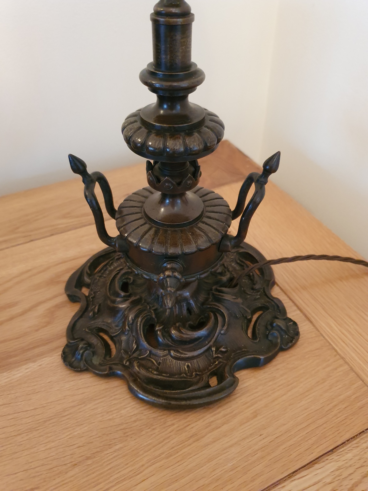 Unsigned | Baroque Bronze Table Standard | France Early c.20th - Image 5