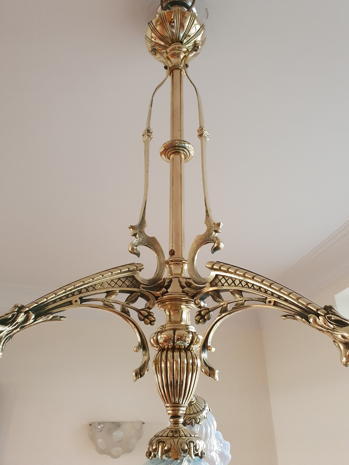 Unsigned | Decorative Cast-brass Chandelier | France c.1910 - Image 7