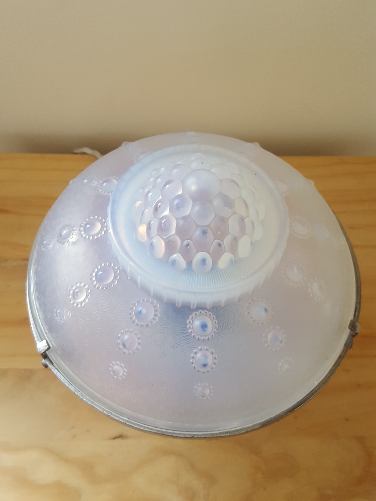 George Leleu, Paris | Opalescent Glass Art Deco Display-Light | France c.1925 | SOLD - Image 2