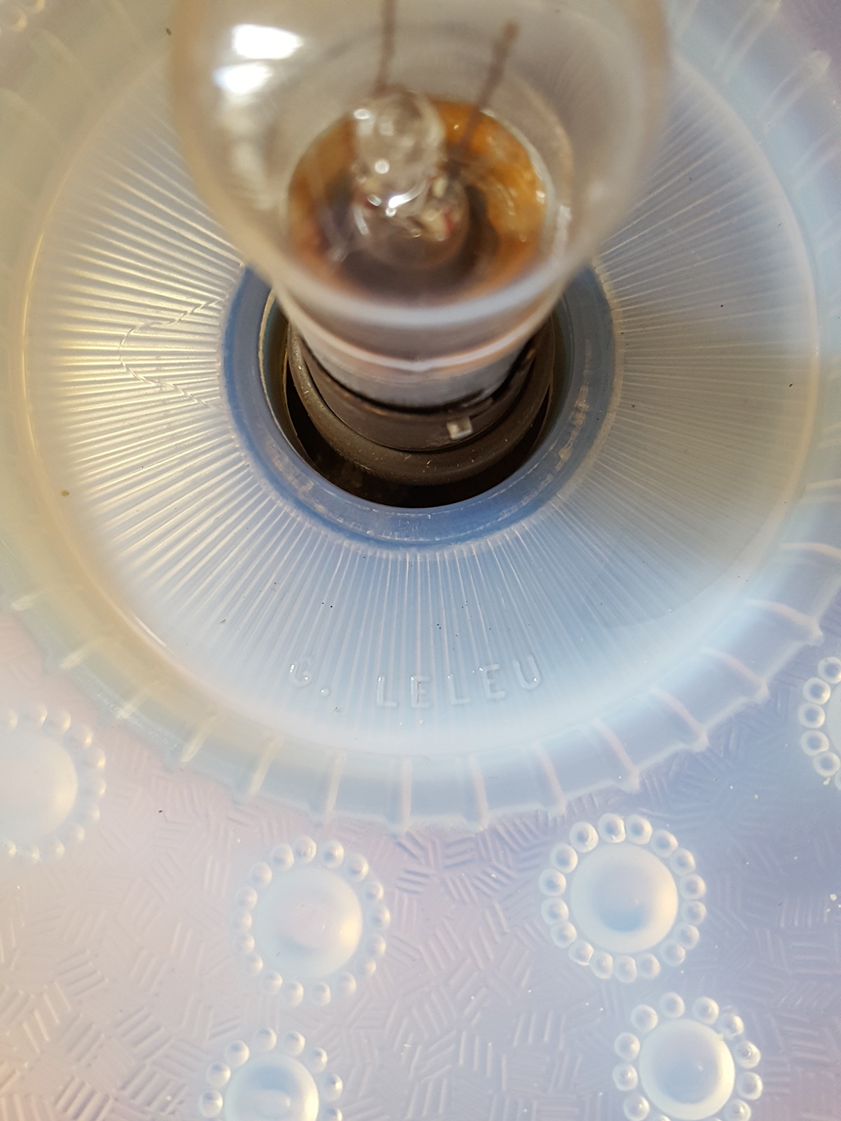 George Leleu, Paris | Opalescent Glass Art Deco Display-Light | France c.1925 | SOLD - Image 5