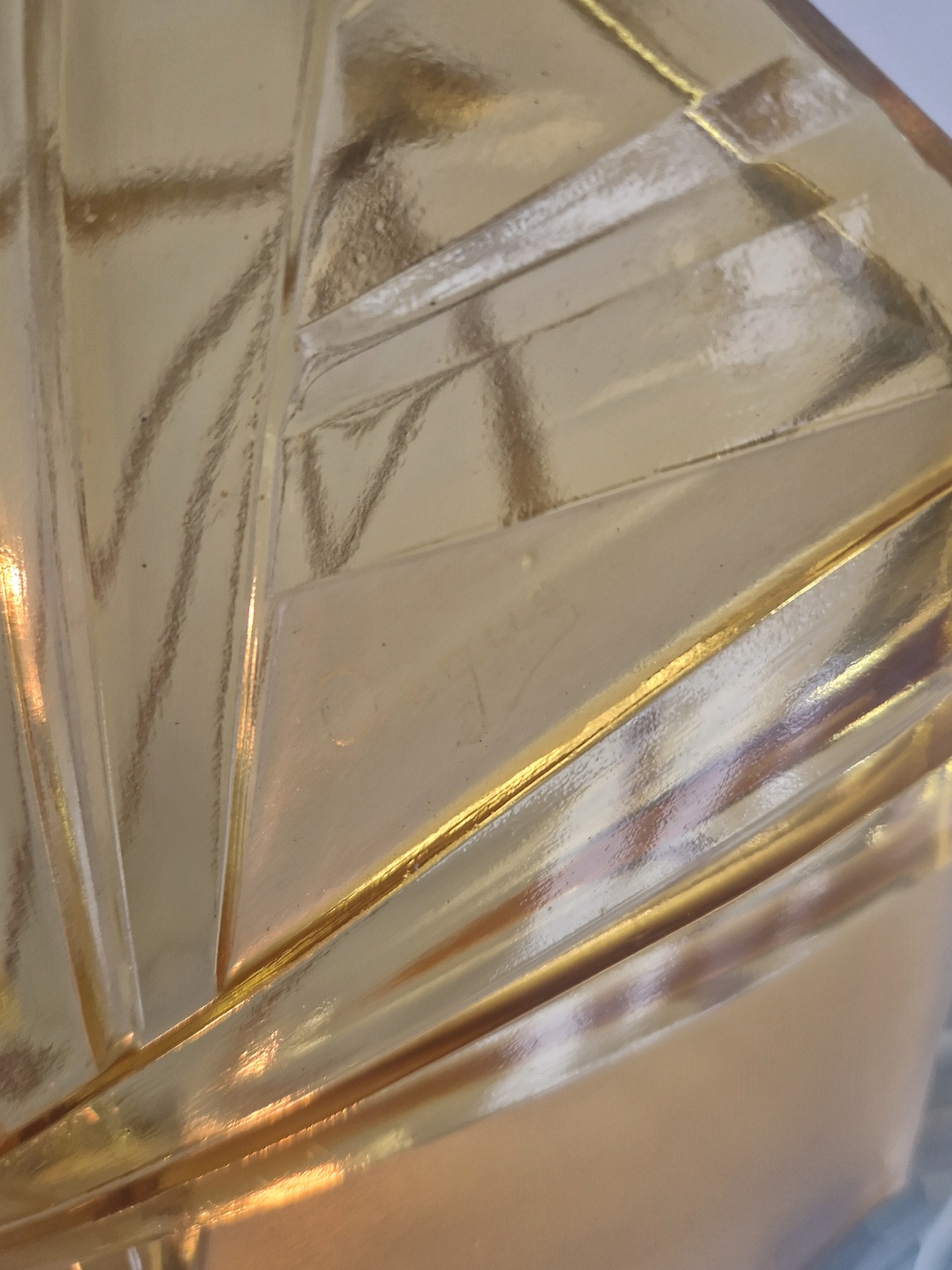 Verrerie D'art Degué | Amber Art Deco Plafonnier | France c.1930 | SOLD - Image 11