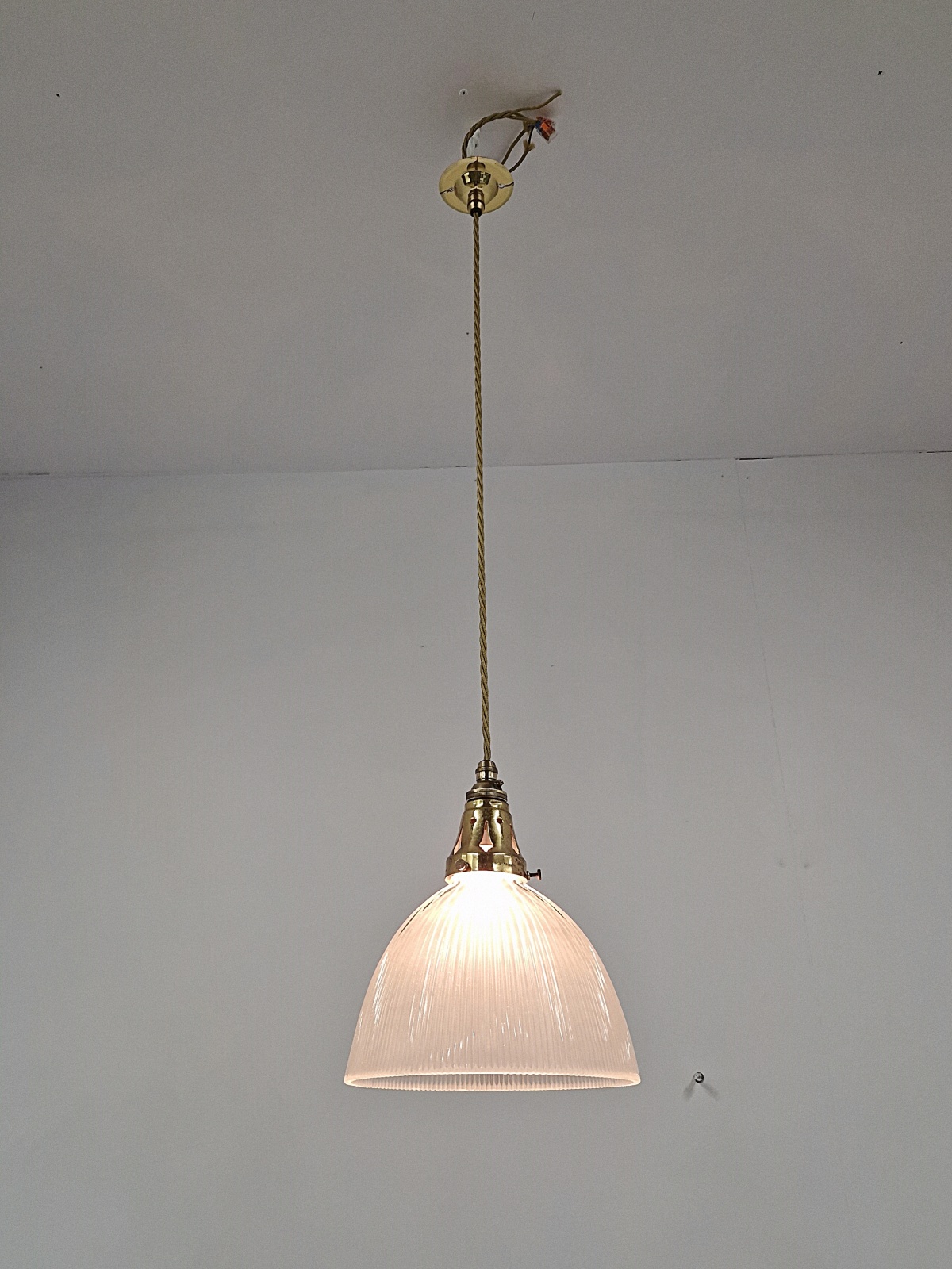 The Holophane Company | Collection of 8 Large "Stiletto" Prism Reflectors | Original Brass Gallery - Image 4