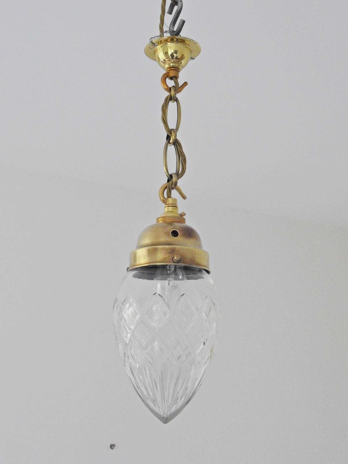 A Unsigned | 2 Cut-glass "Pineapple" Lanterns | England c.1900 - Image 2