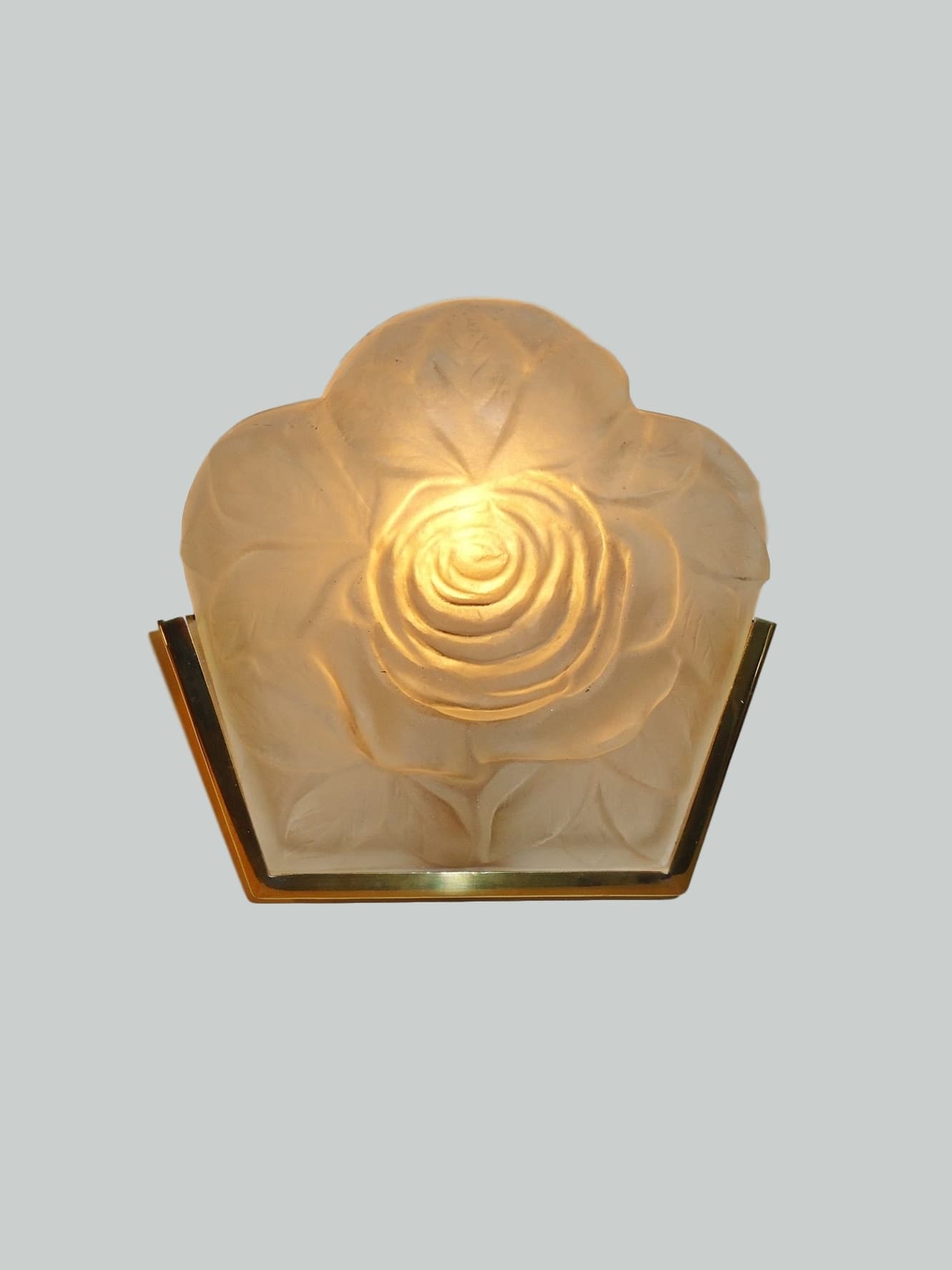 Verrerie D'art Degué | Collection of Multiple Petite Art Deco Wall Light | France c.1930