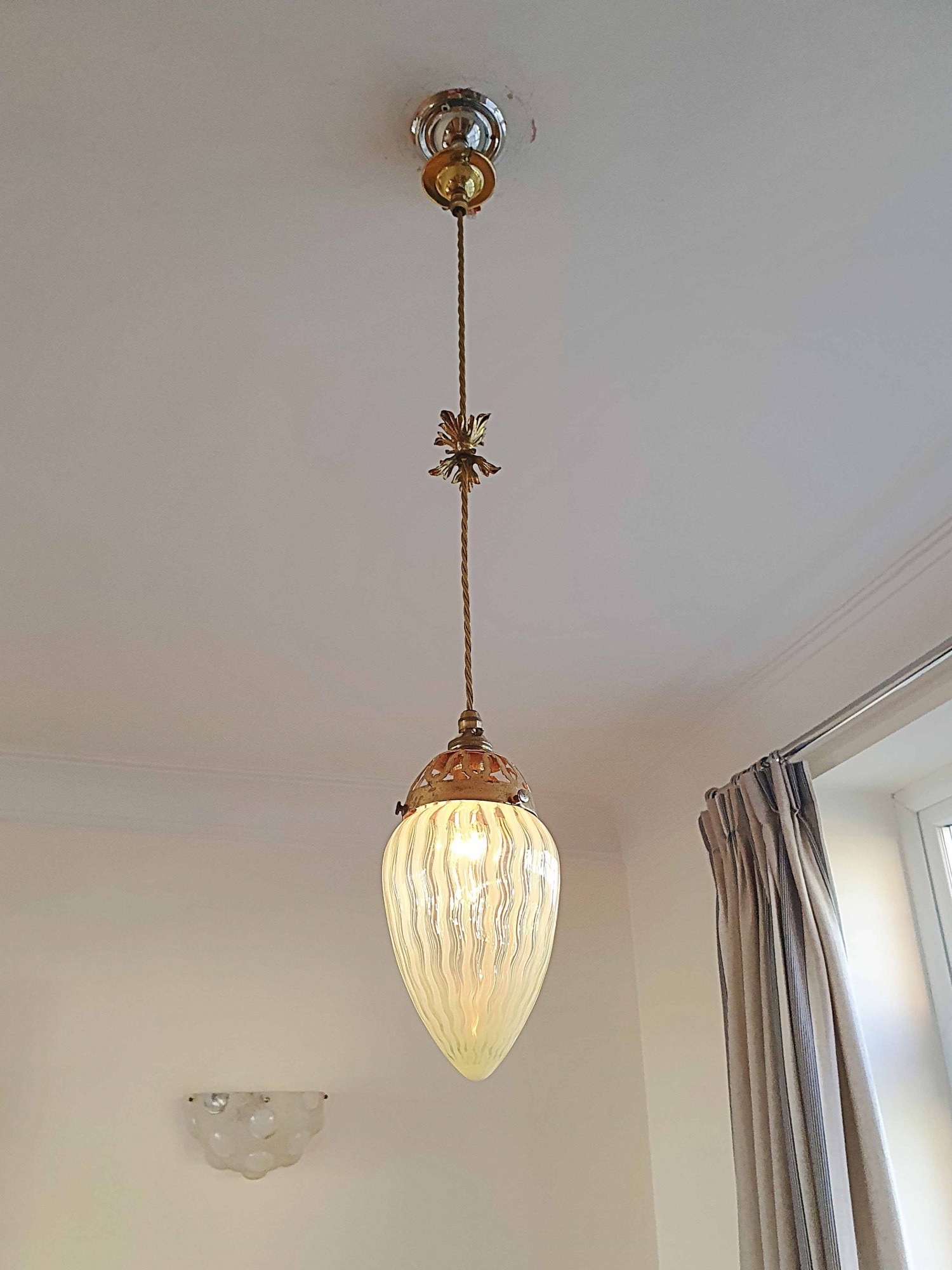 The General Electric Company (G.E.C) | Vaseline-glass Pendant Light | England c.1905 | SOLD - Image 3