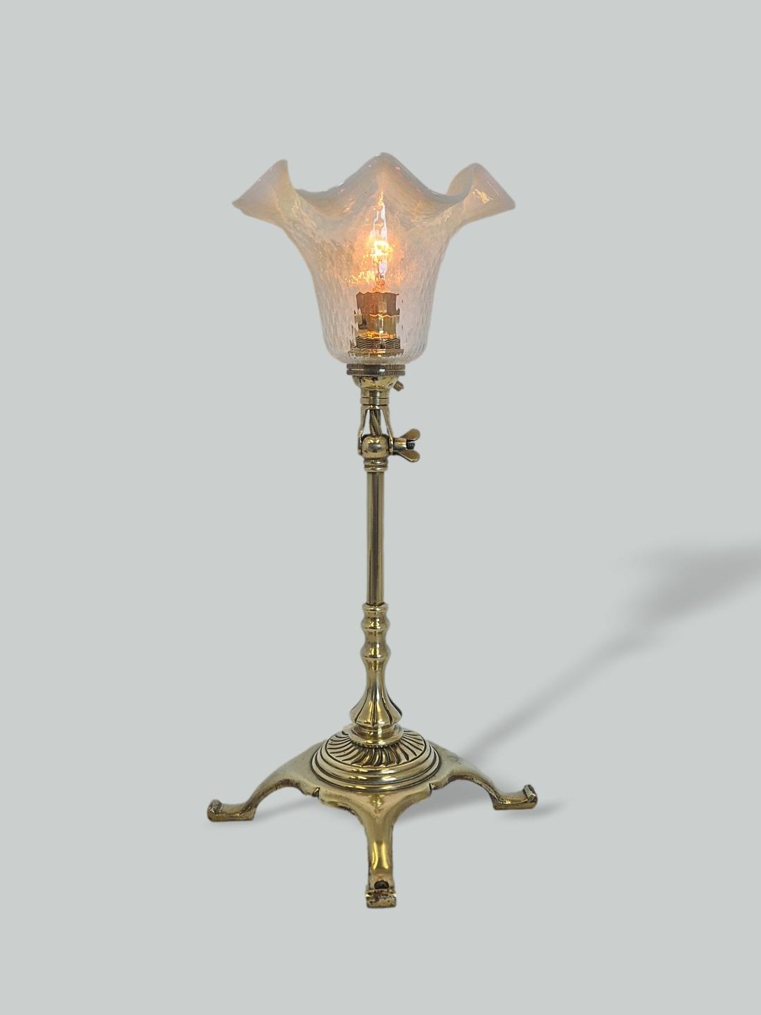 Unsigned | Brass "Quatrefoil" Table Standard | England c.1910